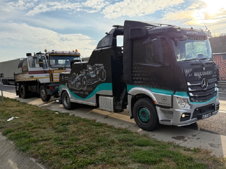 Truck MERCEDES-BENZ Actros 2043: picture 10 Truck MERCEDES-BENZ Actros 2043: picture 10