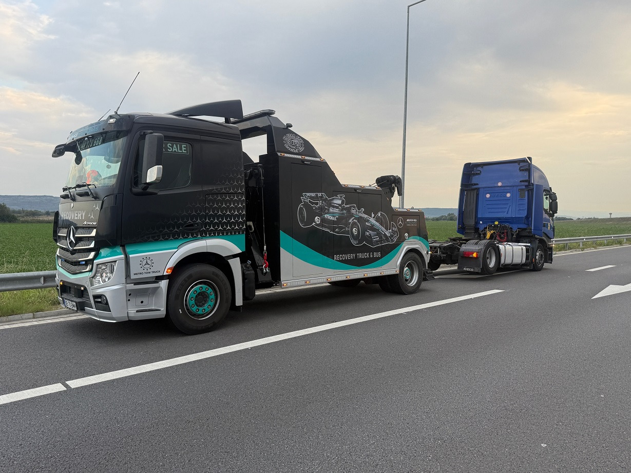 Truck MERCEDES-BENZ Actros 2043: picture 13 Truck MERCEDES-BENZ Actros 2043: picture 13