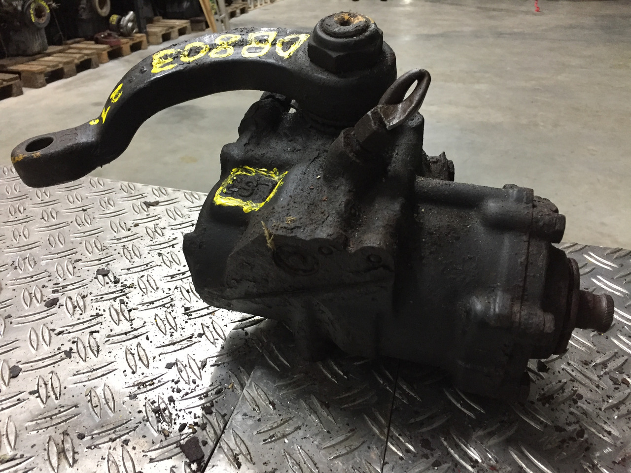 Gebrauchtes Lenkgetriebe MB 808, Typ LS 3, Artikel - Nr.: A 999 999 99 99 - Steering gear for Truck: picture 5 Gebrauchtes Lenkgetriebe MB 808, Typ LS 3, Artikel - Nr.: A 999 999 99 99 - Steering gear for Truck: picture 5