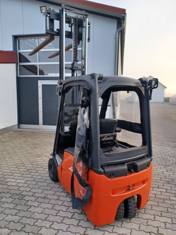 LINDE Stapler E16-01 Duplexmast, Seitenschieber - Electric forklift: picture 1 LINDE Stapler E16-01 Duplexmast, Seitenschieber - Electric forklift: picture 1