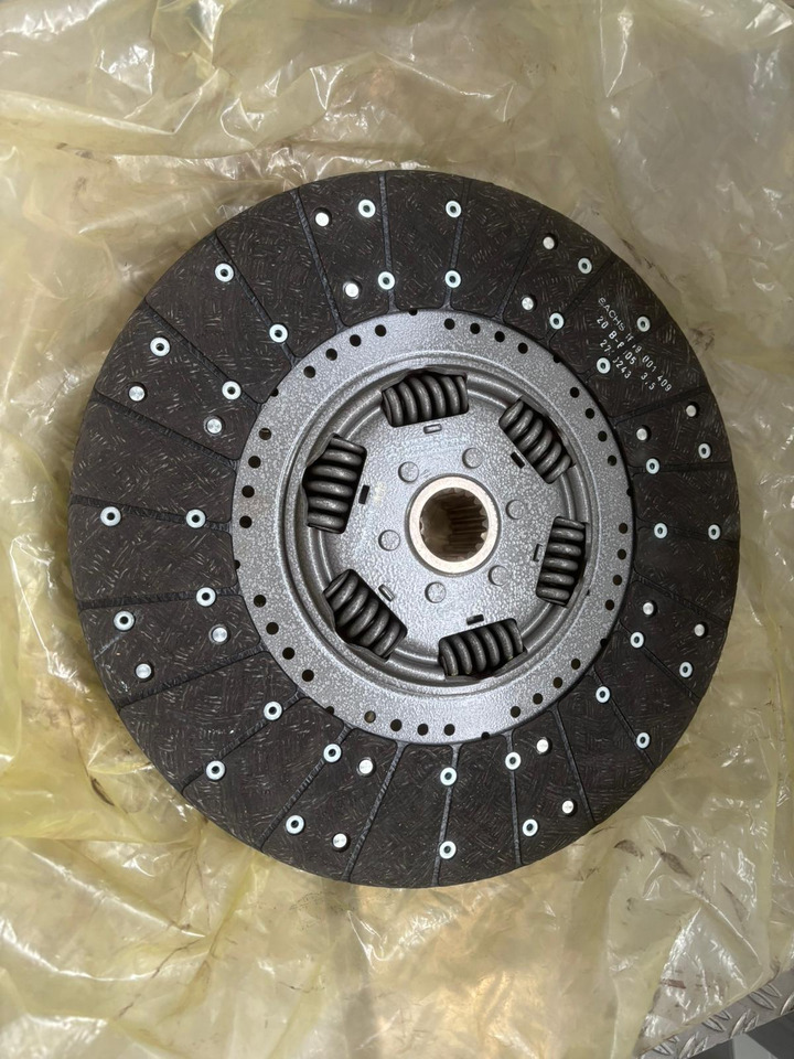 Neuwertige Sachs Kupplungsscheibe, Mitnehmerscheibe, Artikel - Nr. : 184900409 - Clutch disc for Truck: picture 1 Neuwertige Sachs Kupplungsscheibe, Mitnehmerscheibe, Artikel - Nr. : 184900409 - Clutch disc for Truck: picture 1