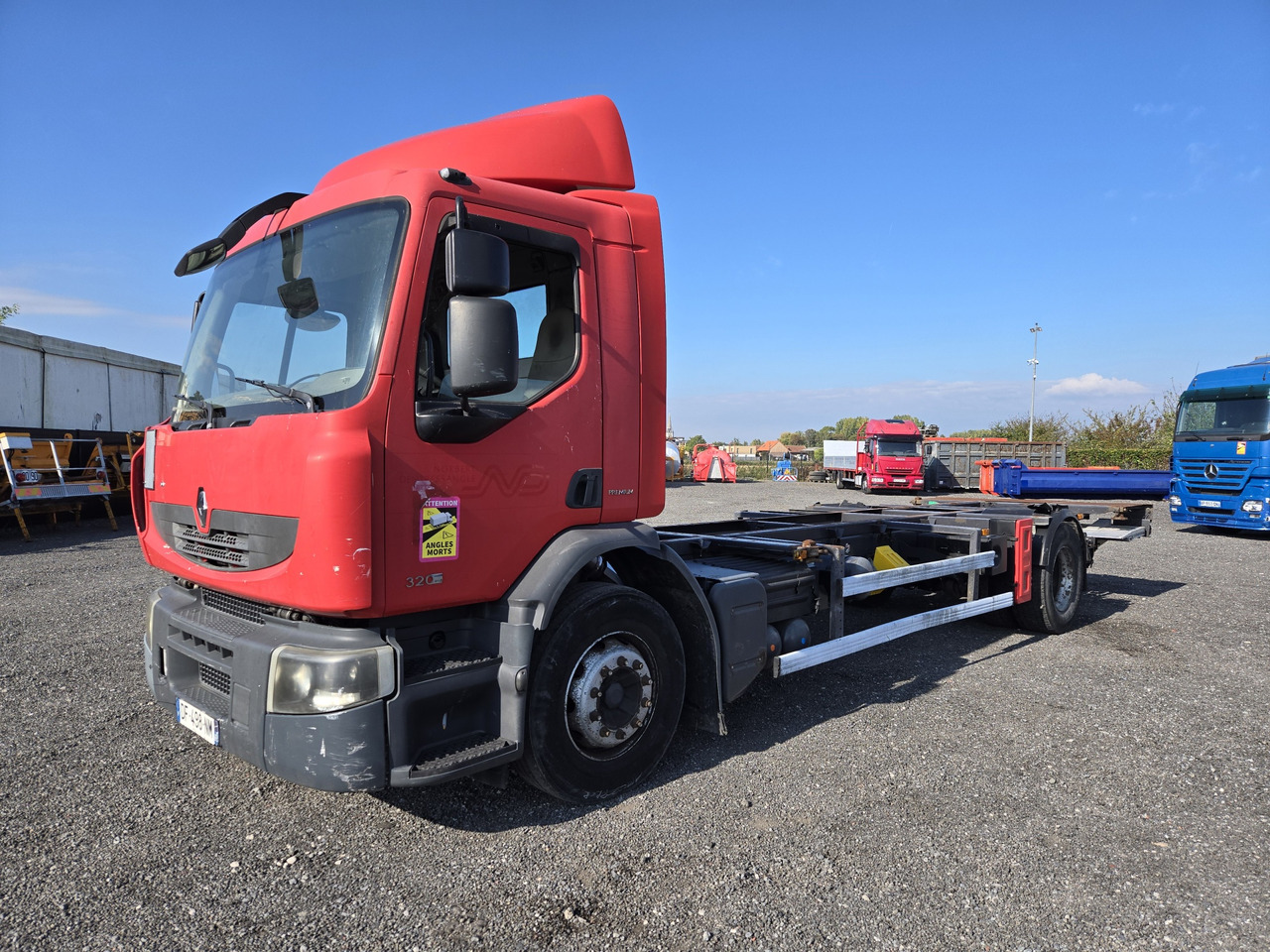 Renault 320DXI - Container transporter/ Swap body truck: picture 1 Renault 320DXI - Container transporter/ Swap body truck: picture 1