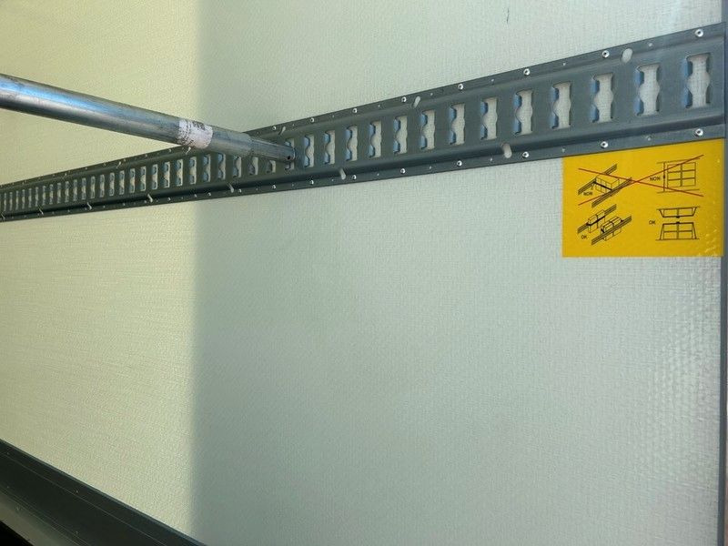 Volkswagen Crafter Koffer - Box van: picture 4 Volkswagen Crafter Koffer - Box van: picture 4