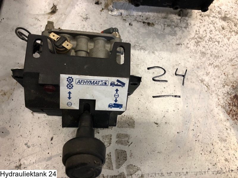 Afhymat 210 Liter Tank, PTO Switch and Hydraulic hoses - Hydraulics: picture 5 Afhymat 210 Liter Tank, PTO Switch and Hydraulic hoses - Hydraulics: picture 5