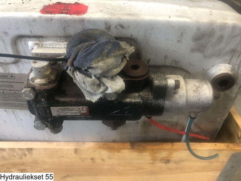 Afhymat Pump, tank, control switch and hydraulic hoses - Hydraulics: picture 5 Afhymat Pump, tank, control switch and hydraulic hoses - Hydraulics: picture 5