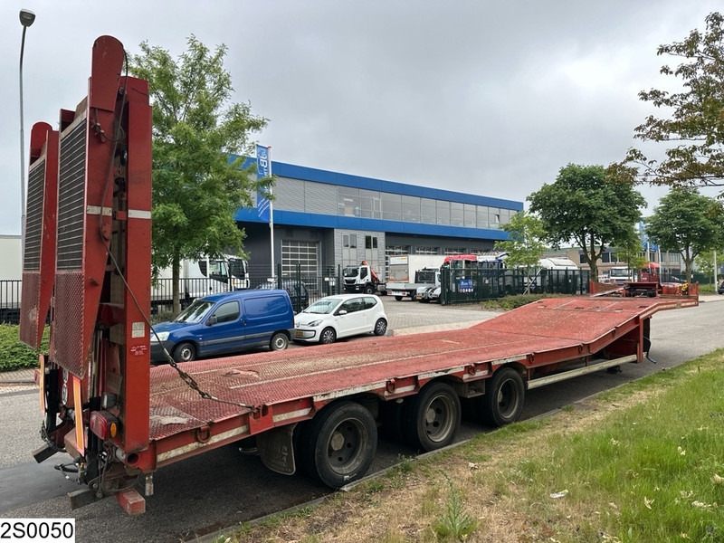 Castera Lowbed 45.000 kg - Low loader semi-trailer: picture 3 Castera Lowbed 45.000 kg - Low loader semi-trailer: picture 3