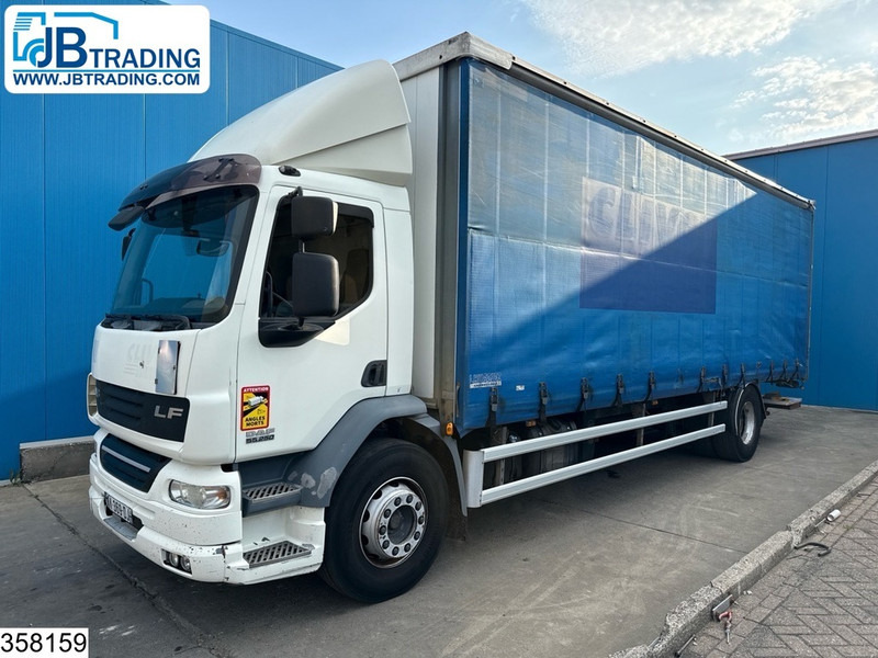 DAF LF55 250 EURO 5, Manual, Dhollandia - Box truck: picture 1 DAF LF55 250 EURO 5, Manual, Dhollandia - Box truck: picture 1