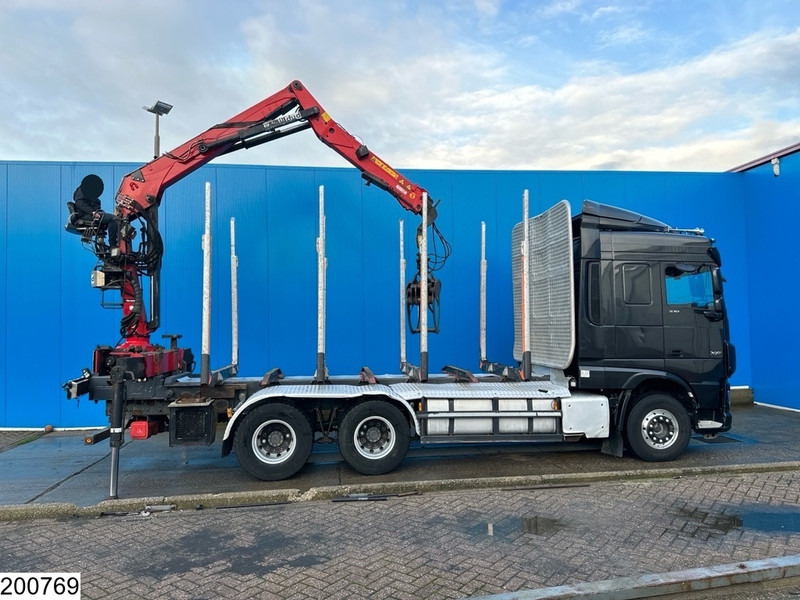 Timber truck, Crane truck DAF XF 530 6x4, Wood transport, Retarder, Loglift ET450: picture 7