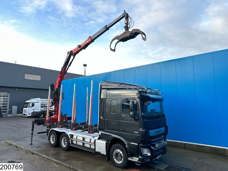 Timber truck, Crane truck DAF XF 530 6x4, Wood transport, Retarder, Loglift ET450: picture 18