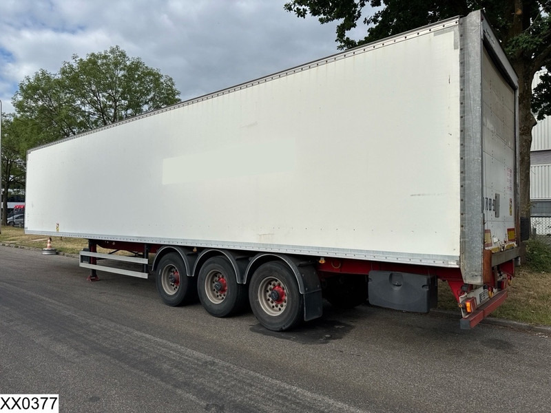 Fruehauf gesloten bak - Closed box semi-trailer: picture 3 Fruehauf gesloten bak - Closed box semi-trailer: picture 3