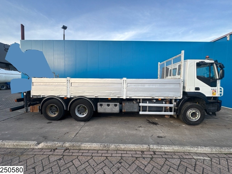 Iveco Trakker 360 6x4, EURO 5, Steel suspension - Dropside/ Flatbed truck: picture 3 Iveco Trakker 360 6x4, EURO 5, Steel suspension - Dropside/ Flatbed truck: picture 3