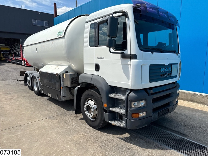 MAN TGA 26 310 6X2, 22070 Liter, PTO - Tank truck: picture 3 MAN TGA 26 310 6X2, 22070 Liter, PTO - Tank truck: picture 3
