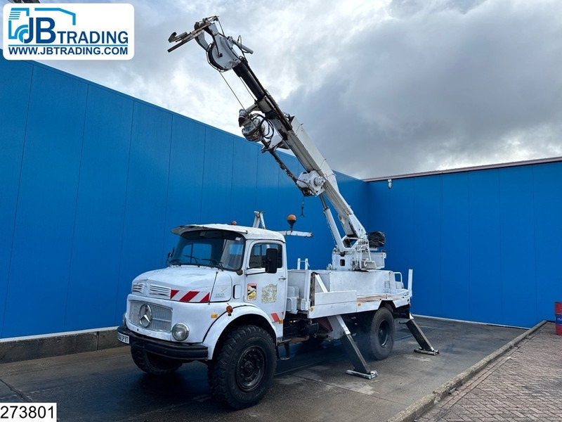 Mercedes-Benz 1513 4x4, Leaf suspension, Manual transmission - Crane truck: picture 1 Mercedes-Benz 1513 4x4, Leaf suspension, Manual transmission - Crane truck: picture 1