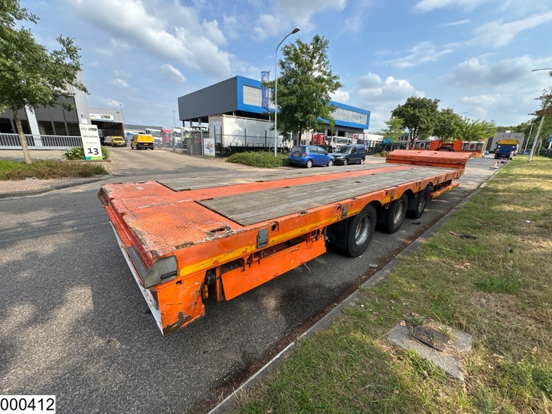 Nooteboom Lowbed 60.000 KG, Twistlocks, Extandable, 18 Mtr - Low loader semi-trailer: picture 4 Nooteboom Lowbed 60.000 KG, Twistlocks, Extandable, 18 Mtr - Low loader semi-trailer: picture 4
