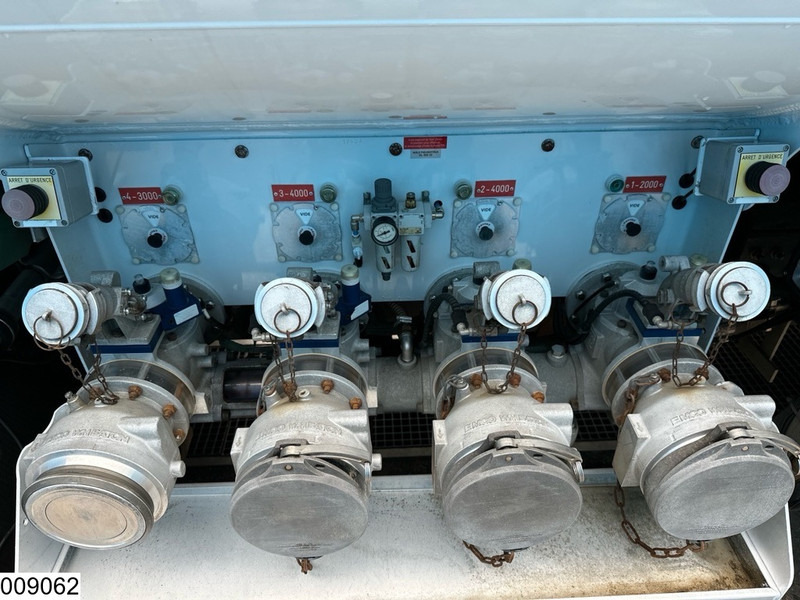 Tank truck Renault Premium 270 EURO 5, Fuel, 13.390 Liter, 4 Comp: picture 14