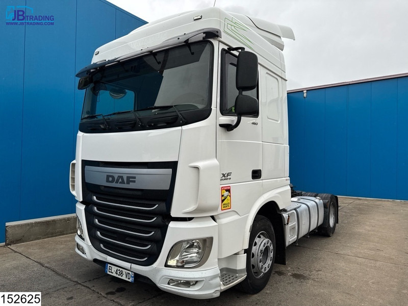 DAF XF 460 EURO 6, Retarder, Standairco - Tractor unit: picture 1 DAF XF 460 EURO 6, Retarder, Standairco - Tractor unit: picture 1
