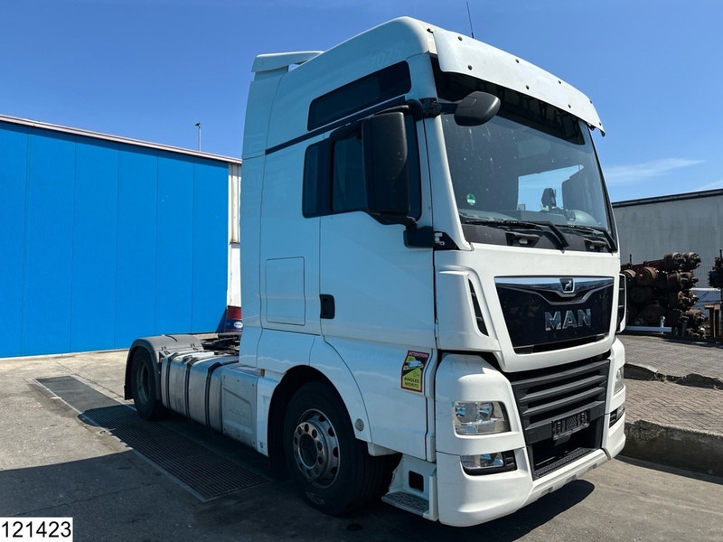 MAN TGX 18 460 EURO 6, Defect - Tractor unit: picture 3 MAN TGX 18 460 EURO 6, Defect - Tractor unit: picture 3
