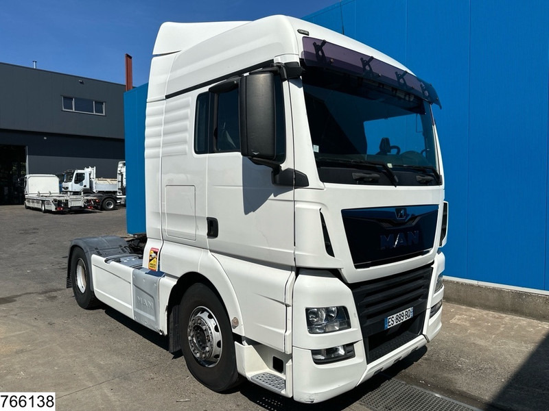 MAN TGX 18 460 EURO 6, Retarder - Tractor unit: picture 3 MAN TGX 18 460 EURO 6, Retarder - Tractor unit: picture 3