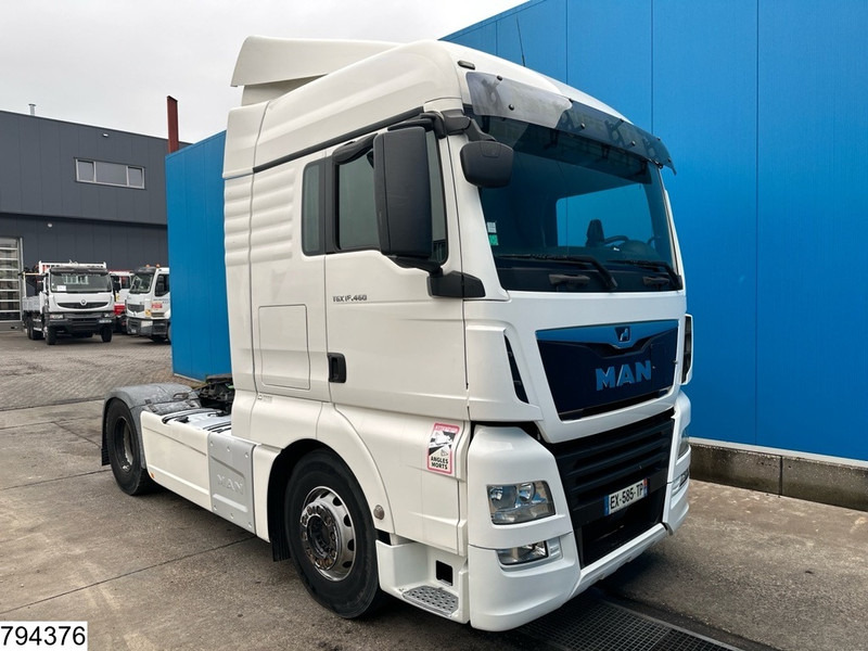 MAN TGX 18 460 EURO 6, Retarder, PTO - Tractor unit: picture 3 MAN TGX 18 460 EURO 6, Retarder, PTO - Tractor unit: picture 3