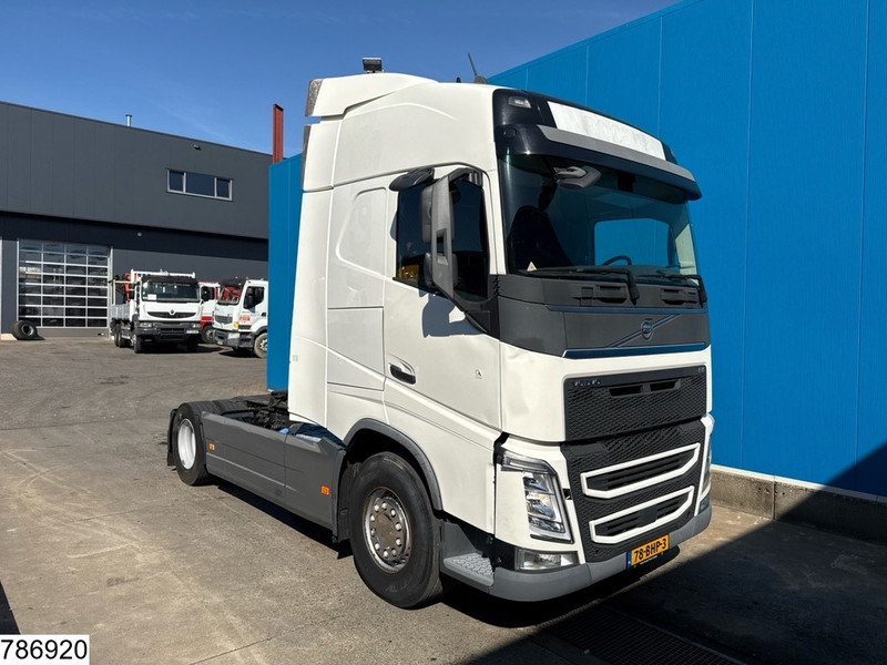 Volvo FH 420 EURO 6 - Tractor unit: picture 2 Volvo FH 420 EURO 6 - Tractor unit: picture 2