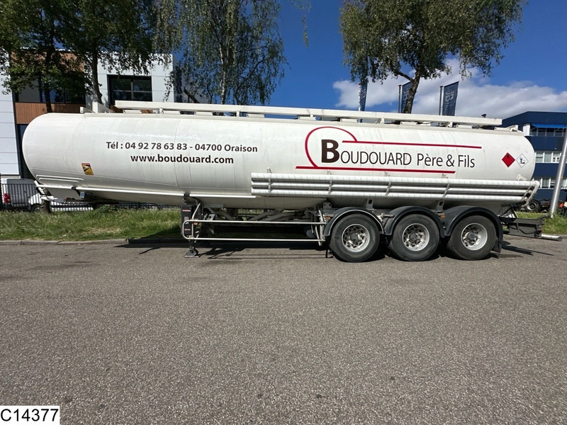 Trailor Fuel 40012 Liter, 9 Compartimenten - Tank semi-trailer: picture 2 Trailor Fuel 40012 Liter, 9 Compartimenten - Tank semi-trailer: picture 2
