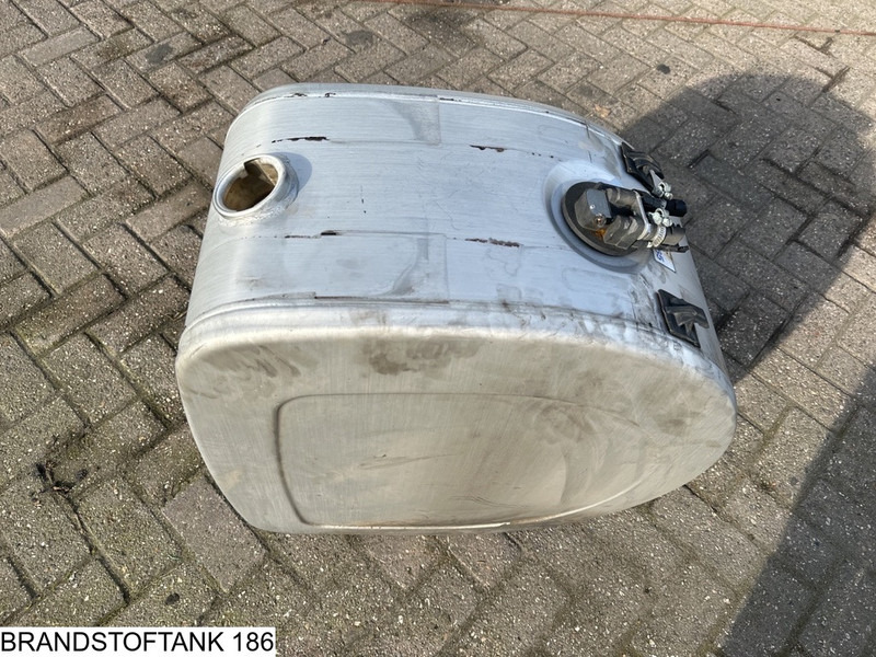 Universeel Brandstoftank - Fuel tank: picture 4 Universeel Brandstoftank - Fuel tank: picture 4
