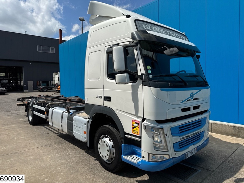 Volvo FM 330 EURO 6, BDF - Container transporter/ Swap body truck: picture 3 Volvo FM 330 EURO 6, BDF - Container transporter/ Swap body truck: picture 3