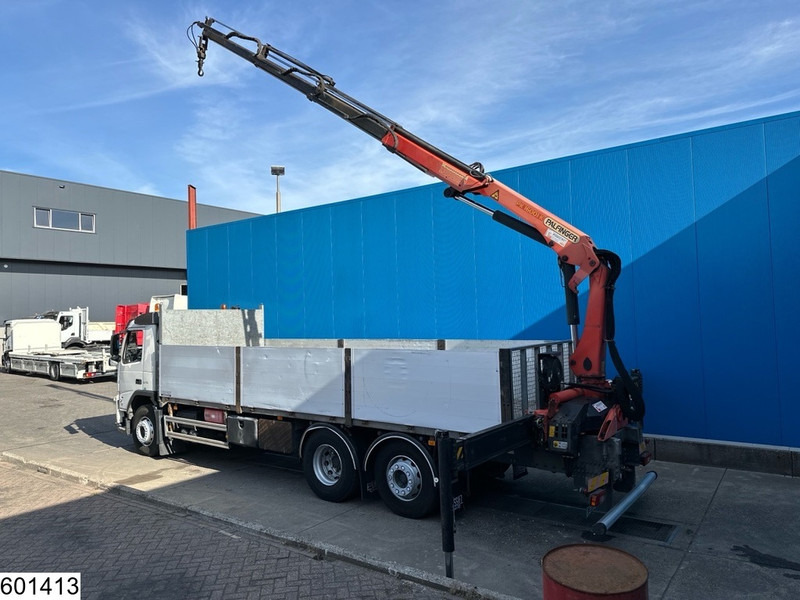 Volvo FM 370 6X2, EURO 5, Palfinger, Remote - Dropside/ Flatbed truck, Crane truck: picture 4 Volvo FM 370 6X2, EURO 5, Palfinger, Remote - Dropside/ Flatbed truck, Crane truck: picture 4