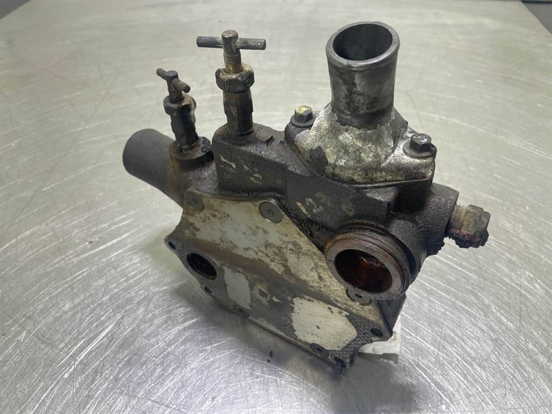 Ahlmann AS900-Cummins B 3.3 T-Coolant pump/Kühlmittelpumpe - Engine for Construction machinery: picture 3 Ahlmann AS900-Cummins B 3.3 T-Coolant pump/Kühlmittelpumpe - Engine for Construction machinery: picture 3