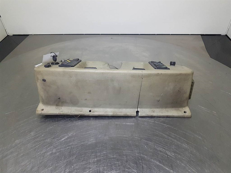 Ahlmann AZ14 - Dashboard/Console/Konsole - Cab and interior for Construction machinery: picture 3 Ahlmann AZ14 - Dashboard/Console/Konsole - Cab and interior for Construction machinery: picture 3