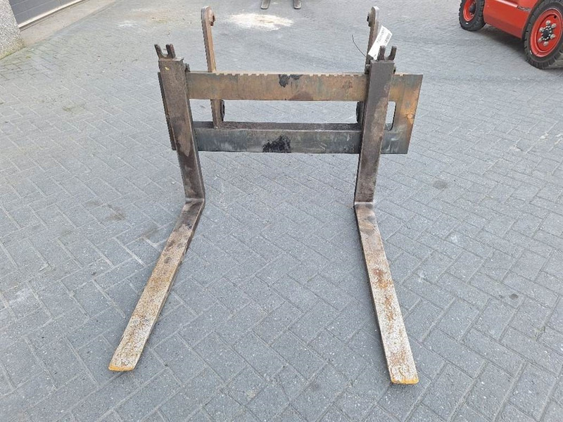 Ahlmann AZ6 - Forks/Palletgabeln/Palletvorken - Forks for Construction machinery: picture 4 Ahlmann AZ6 - Forks/Palletgabeln/Palletvorken - Forks for Construction machinery: picture 4