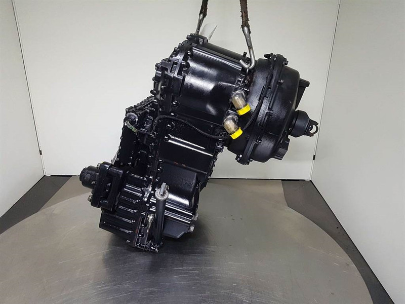 Case 621D-ZF 4WG-160-Transmission/Getriebe/Transmissie - Gearbox for Construction machinery: picture 3 Case 621D-ZF 4WG-160-Transmission/Getriebe/Transmissie - Gearbox for Construction machinery: picture 3