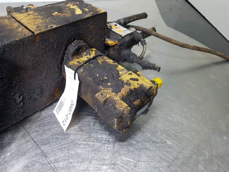 EATON 104-1005-004-Hydraulic motor/Hydraulikmotor - Hydraulics: picture 2 EATON 104-1005-004-Hydraulic motor/Hydraulikmotor - Hydraulics: picture 2