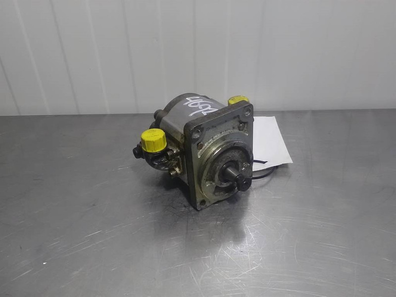 HALDEX - Barnes WM9A1-08-R-7-M-150-EXR-E193 - Gearpump - Hydraulics: picture 1 HALDEX - Barnes WM9A1-08-R-7-M-150-EXR-E193 - Gearpump - Hydraulics: picture 1