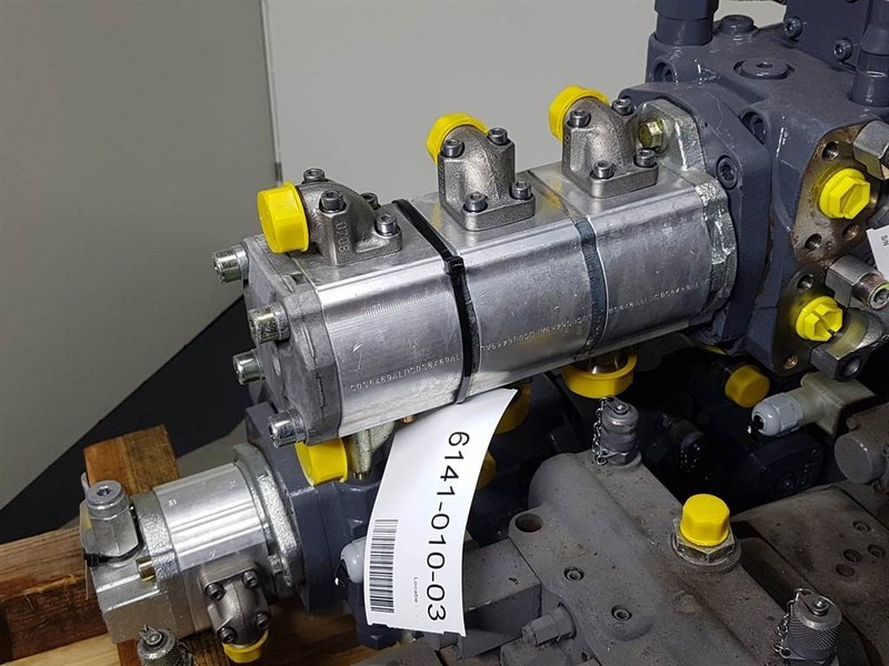 HALDEX WP09A3B140-140-140-L - Vögele - 776472 - Gearpump - Hydraulics: picture 1 HALDEX WP09A3B140-140-140-L - Vögele - 776472 - Gearpump - Hydraulics: picture 1