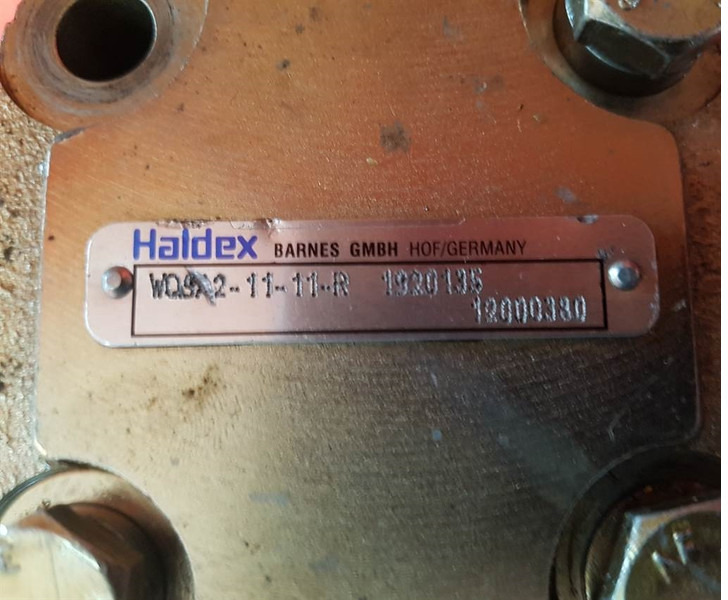 HALDEX WQ9A2-11-11-R - Gearpump/Zahnradpumpe/Tandwielpomp - Hydraulics: picture 3 HALDEX WQ9A2-11-11-R - Gearpump/Zahnradpumpe/Tandwielpomp - Hydraulics: picture 3