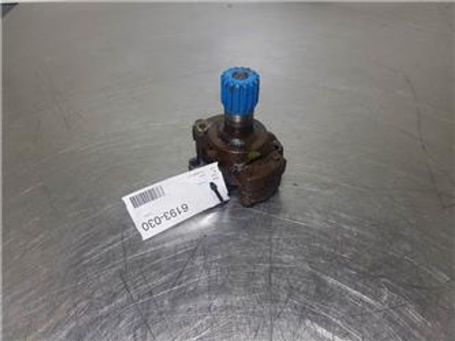 Hyundai HL760-9 - Propshaft/Gelenkwelle/Cardanas - Axle and parts for Construction machinery: picture 1 Hyundai HL760-9 - Propshaft/Gelenkwelle/Cardanas - Axle and parts for Construction machinery: picture 1