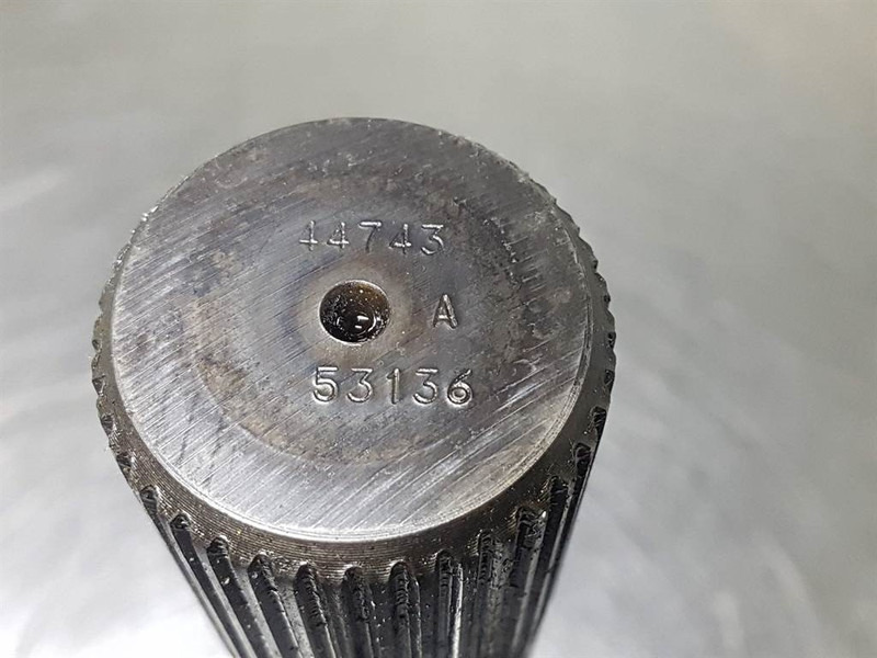Hyundai HL760-9-ZF 4474353136A-Joint shaft/Steckwelle/As - Axle and parts for Construction machinery: picture 4 Hyundai HL760-9-ZF 4474353136A-Joint shaft/Steckwelle/As - Axle and parts for Construction machinery: picture 4