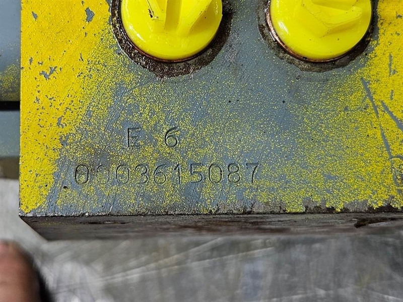 Kramer 512SL - Valve/Ventile/Ventiel - Hydraulics for Construction machinery: picture 4 Kramer 512SL - Valve/Ventile/Ventiel - Hydraulics for Construction machinery: picture 4