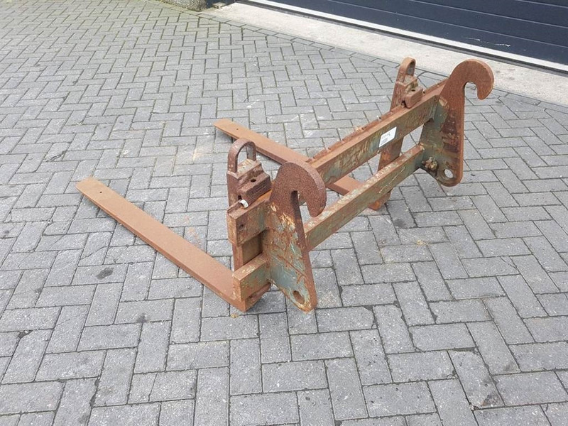 Liebherr L506/L507-P-Kinematik Forks/Palletgabeln/Vorken - Forks: picture 1 Liebherr L506/L507-P-Kinematik Forks/Palletgabeln/Vorken - Forks: picture 1