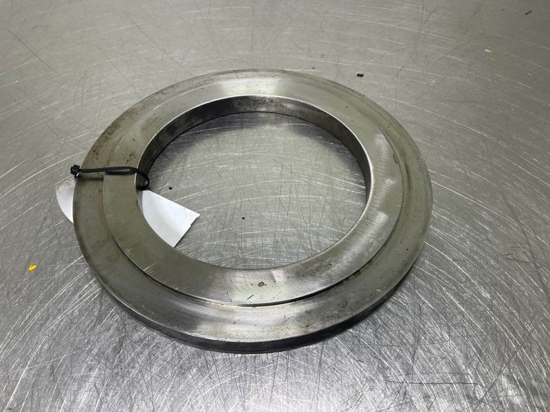 Liebherr L574-7615105-End plate/Endscheibe - Axle and parts for Construction machinery: picture 1 Liebherr L574-7615105-End plate/Endscheibe - Axle and parts for Construction machinery: picture 1