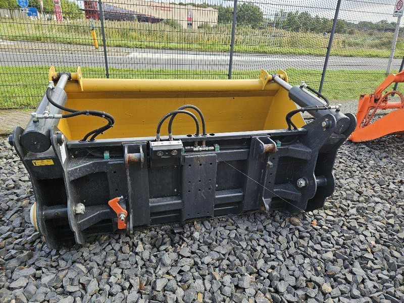 MAMMUT SB 195 M - Silage cutter/Silageschneider - Silage equipment: picture 2 MAMMUT SB 195 M - Silage cutter/Silageschneider - Silage equipment: picture 2
