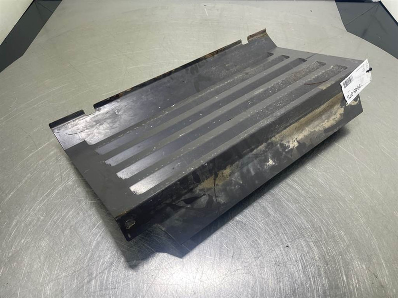 Mecalac 12MTX-3834455-Grate/Gitter/Rooster - Frame/ Chassis for Construction machinery: picture 3 Mecalac 12MTX-3834455-Grate/Gitter/Rooster - Frame/ Chassis for Construction machinery: picture 3