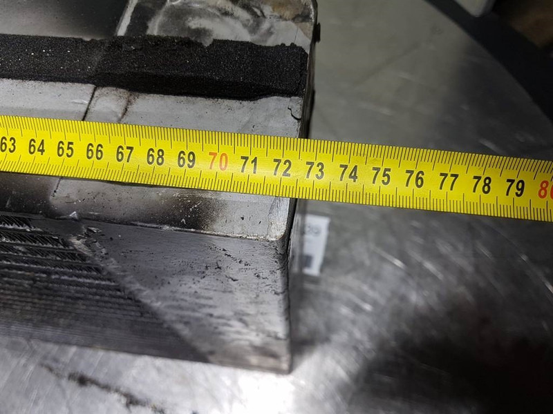 - Oil cooler/Ölkühler/Oliekoeler - Hydraulics: picture 4 - Oil cooler/Ölkühler/Oliekoeler - Hydraulics: picture 4