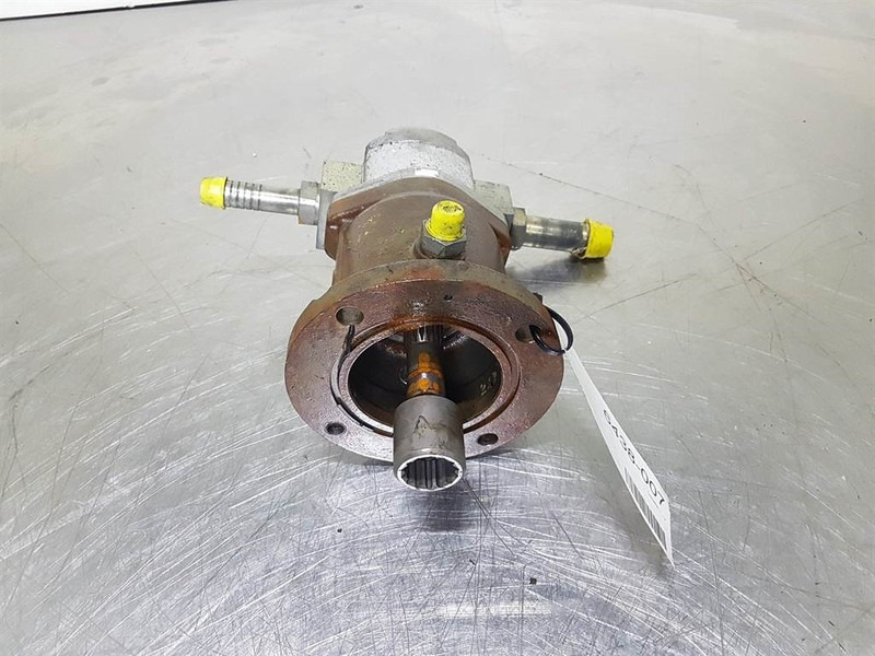 Poclain 904333031-W3943531-Hydraulic motor/Hydraulikmotor - Hydraulics for Construction machinery: picture 2 Poclain 904333031-W3943531-Hydraulic motor/Hydraulikmotor - Hydraulics for Construction machinery: picture 2