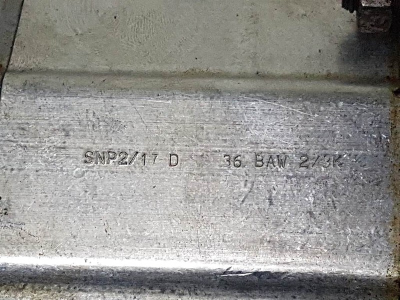 Sauer Sundstrand SNP2/17DSC36BAW2/3K - Gearpump/Za - Hydraulics for Construction machinery: picture 4 Sauer Sundstrand SNP2/17DSC36BAW2/3K - Gearpump/Za - Hydraulics for Construction machinery: picture 4