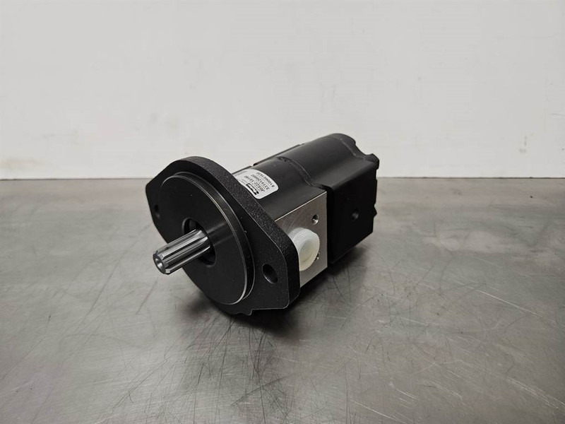 Schaeff SKL823-5100661630-Gearpump/Zahnradpumpe - Hydraulics for Construction machinery: picture 1 Schaeff SKL823-5100661630-Gearpump/Zahnradpumpe - Hydraulics for Construction machinery: picture 1