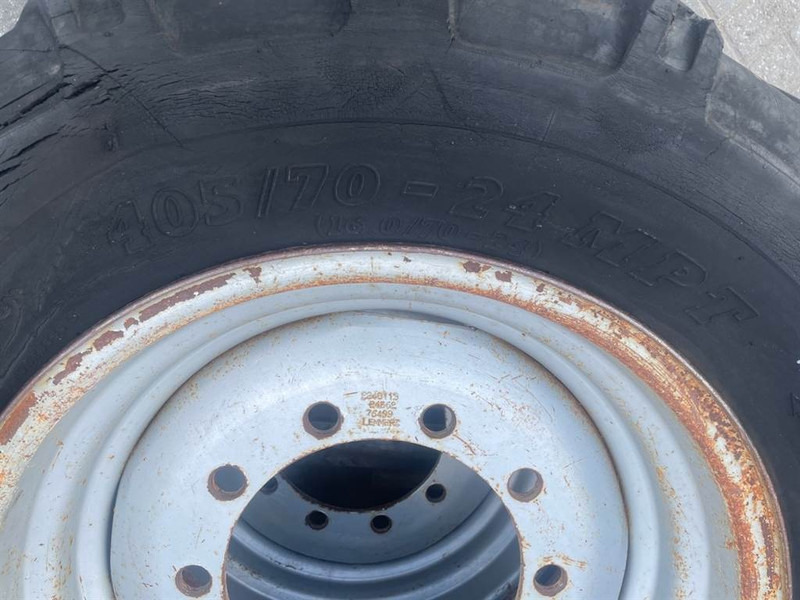 Schaeff SKS661-BKT 405/70-24 (16/70-24)-Tire/Reifen/Band - Wheels and tires for Construction machinery: picture 4 Schaeff SKS661-BKT 405/70-24 (16/70-24)-Tire/Reifen/Band - Wheels and tires for Construction machinery: picture 4