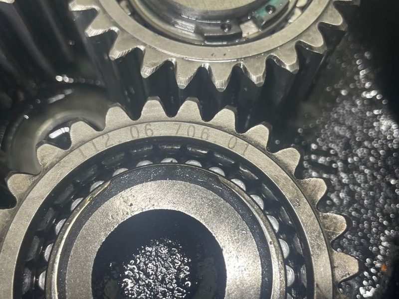 Spicer Dana 1120605202/1120605204-Final drive/Endantrieb - Axle and parts for Construction machinery: picture 3 Spicer Dana 1120605202/1120605204-Final drive/Endantrieb - Axle and parts for Construction machinery: picture 3