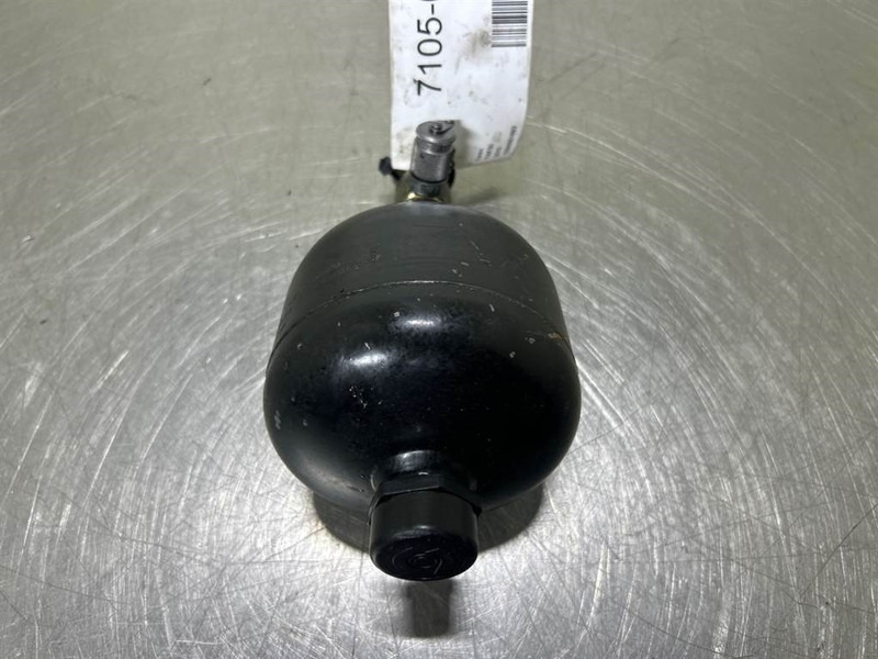 Terex TW150-5615978-Accumulator/Hydrospeicher - Hydraulics for Construction machinery: picture 2 Terex TW150-5615978-Accumulator/Hydrospeicher - Hydraulics for Construction machinery: picture 2